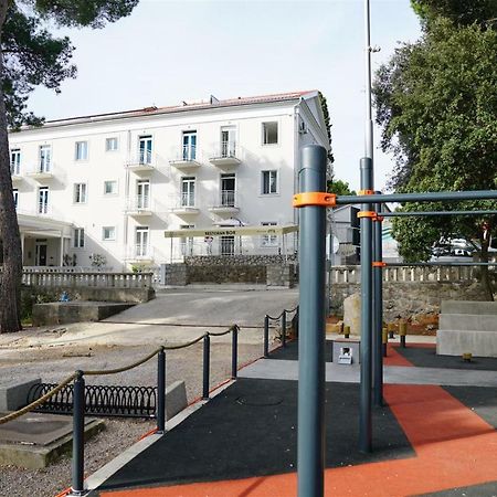 Sesar Apartments Krk - No. 3 Cvita Krk Town Luaran gambar