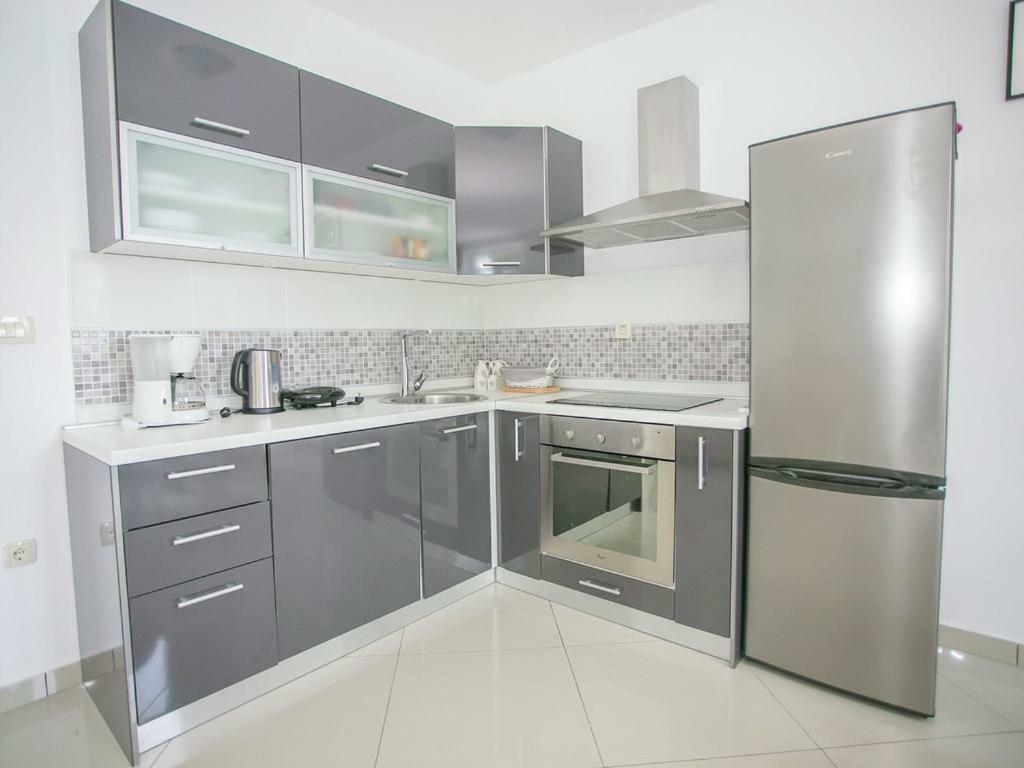 Sesar Apartments Krk - No. 3 Cvita Krk Town Luaran gambar