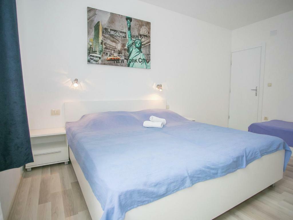 Sesar Apartments Krk - No. 3 Cvita Krk Town Luaran gambar