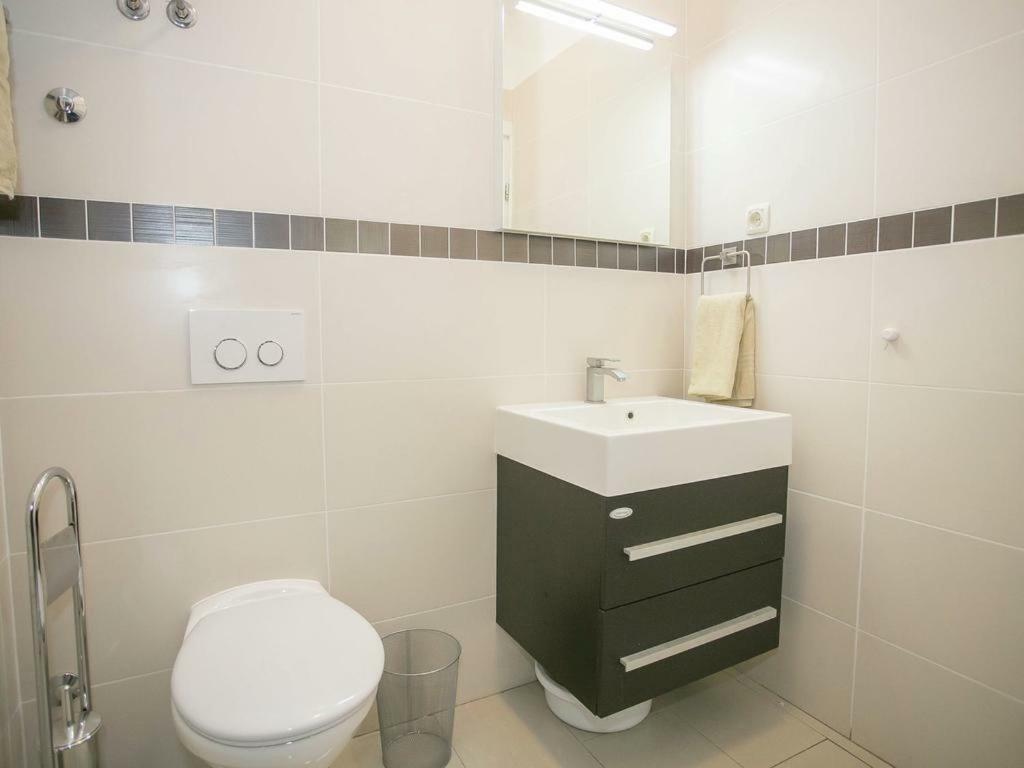 Sesar Apartments Krk - No. 3 Cvita Krk Town Luaran gambar